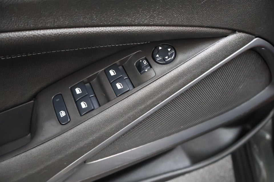 Opel Crossland 1,2 T 130 Sport aut. 5d