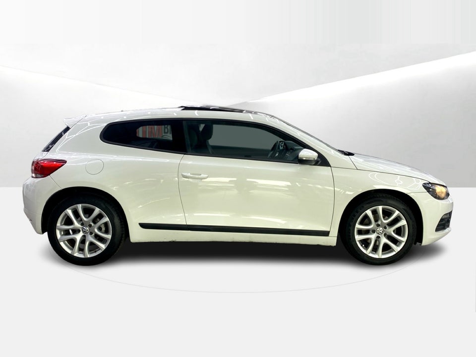 VW Scirocco 1,4 TSi 122 Sport BMT 3d