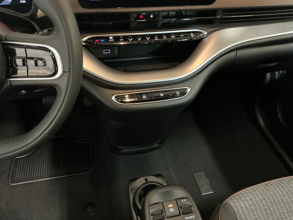 Fiat 500e 42 Icon Plus 3d