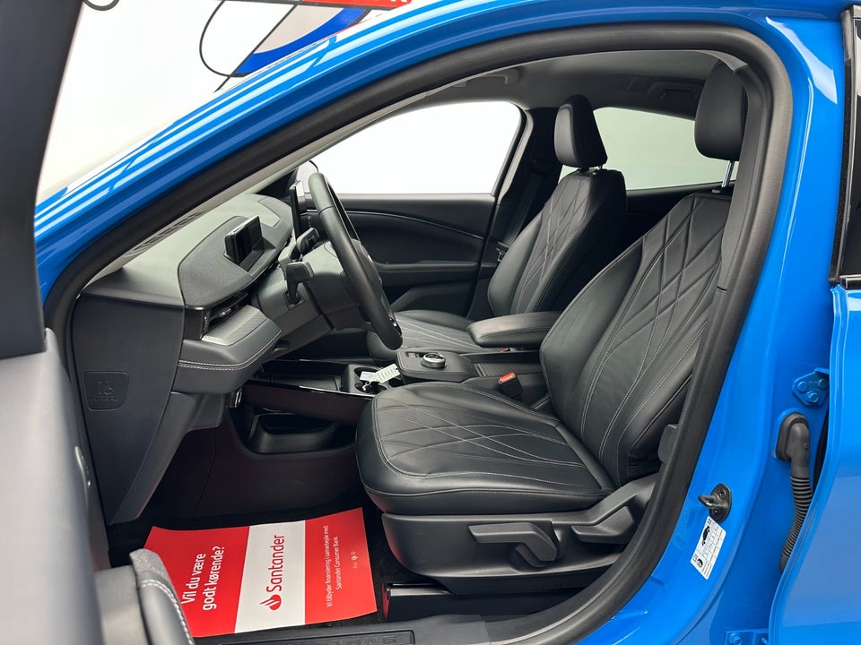 Ford Mustang Mach-E 98 Extended Range 5d