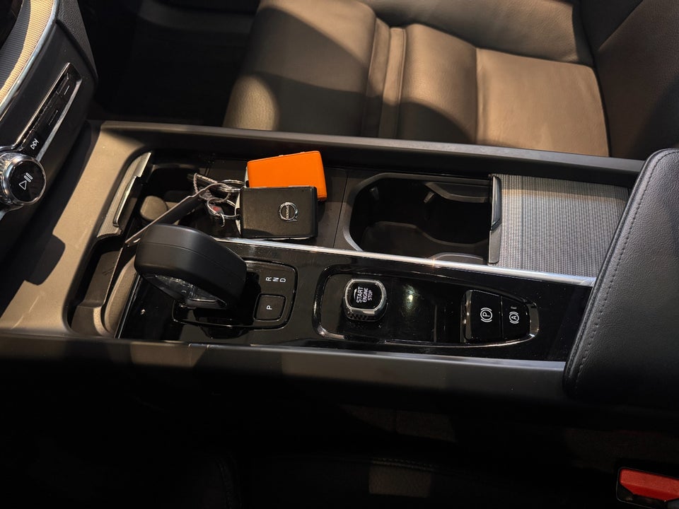 Volvo XC60 2,0 T6 ReCharge Plus Bright aut. AWD 5d