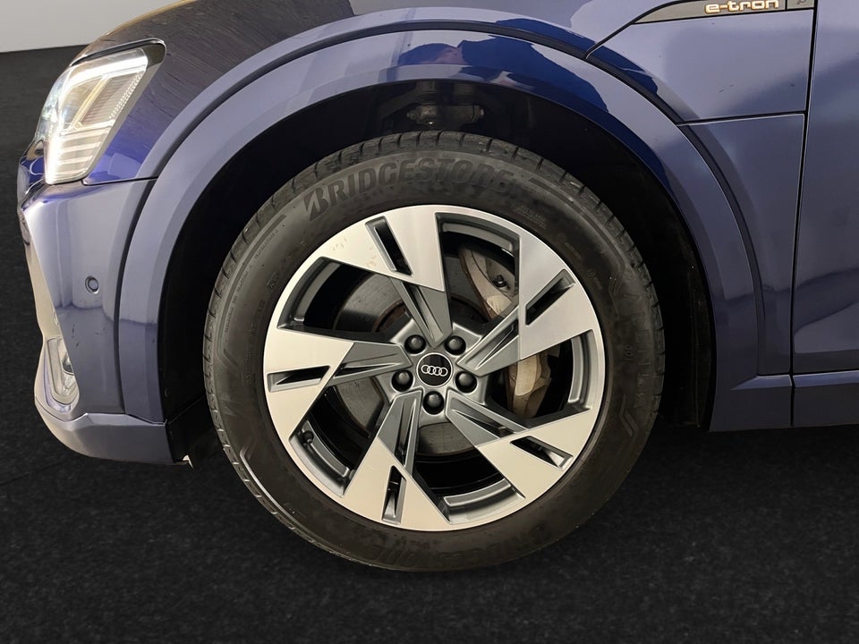 Audi e-tron 55 S-line quattro 5d