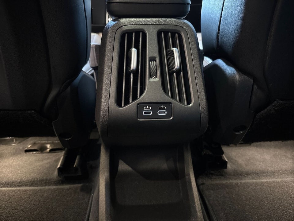 BMW iX1 eDrive20 X-Line 5d