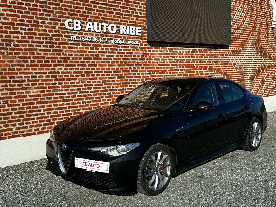 Alfa Romeo Giulia 2,0 T 280 Veloce aut. Q4 4d