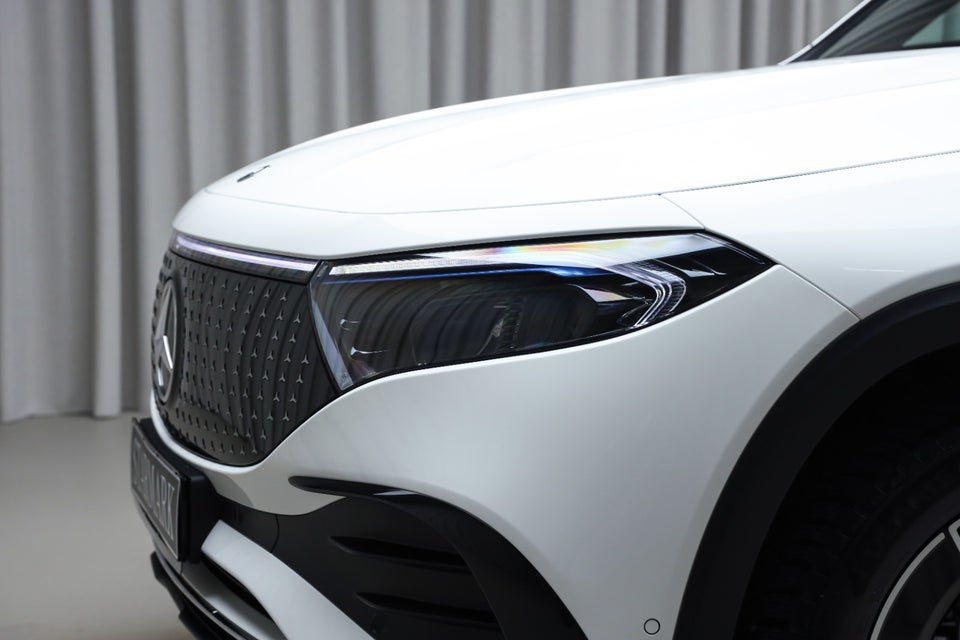 Mercedes EQB250+ AMG Advance 5d
