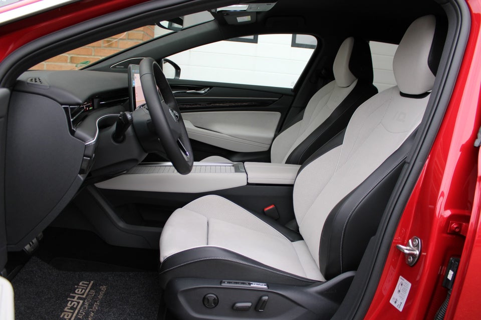 VW ID.7 86 Style S Tourer 5d