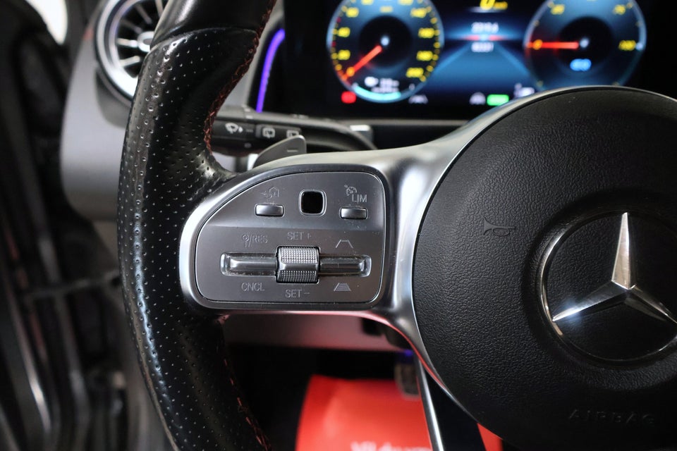 Mercedes EQB300 AMG Line 4Matic 7prs 5d