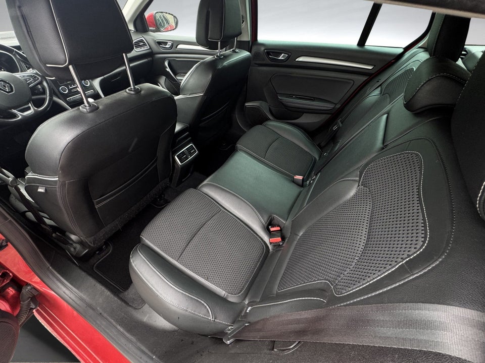 Renault Megane IV 1,3 TCe 140 Bose Edition Sport Tourer EDC 5d