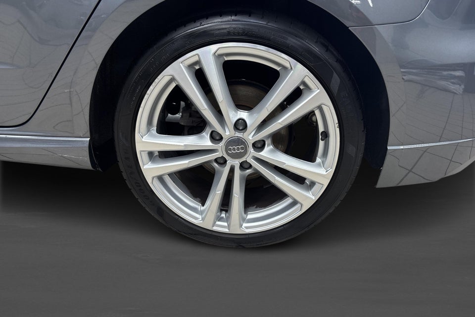 Audi A3 35 TFSi Sport Limited Sportback S-tr. 5d