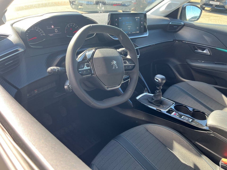 Peugeot 208 1,2 PureTech 100 Allure 5d