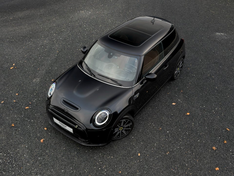 MINI Cooper SE Classic Trim 3d