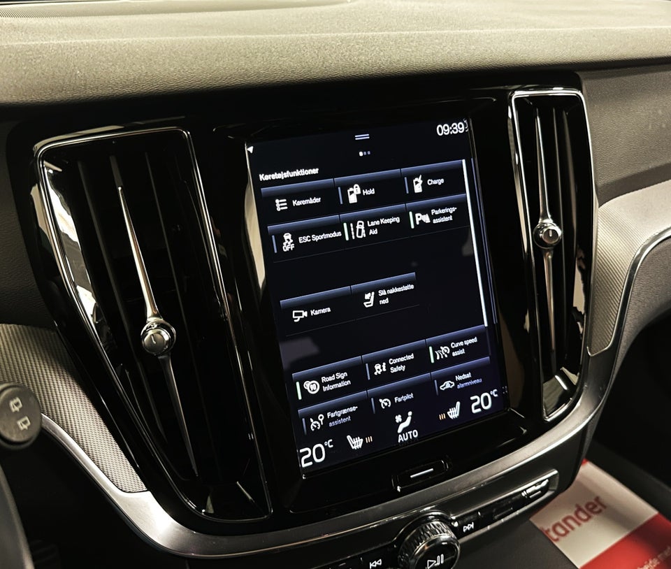 Volvo V60 2,0 T6 ReCharge R-Design aut. AWD 5d