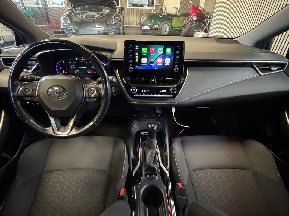 Toyota Corolla 1,8 Hybrid H3 Smart Touring Sports MDS 5d