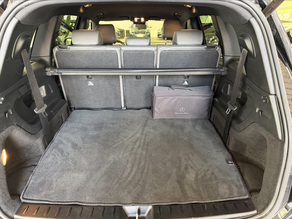 Mercedes EQB300 Progressive 4Matic 7prs 5d