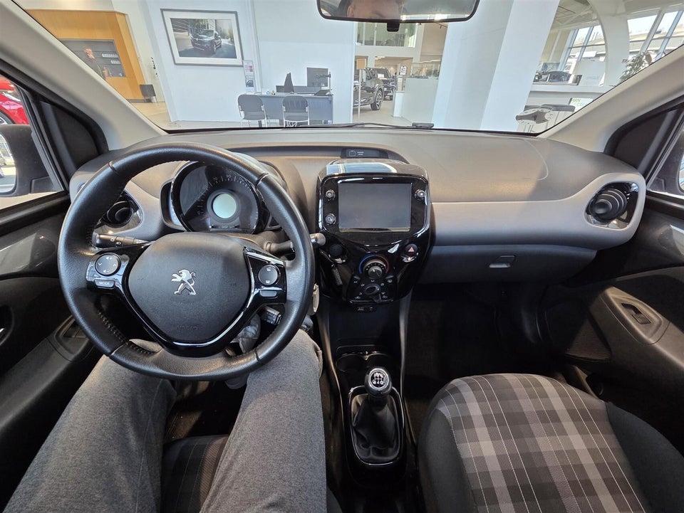 Peugeot 108 1,0 e-VTi 72 Selection 5d