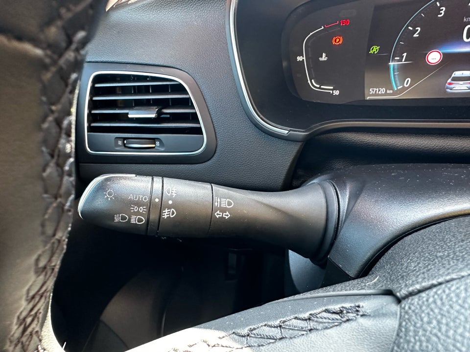 Renault Megane IV 1,3 TCe 140 Zen Sport Tourer 5d