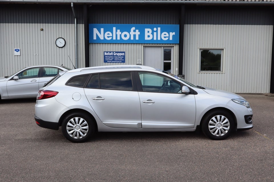 Renault Megane III 1,5 dCi 110 Expression Sport Tourer aut. 5d