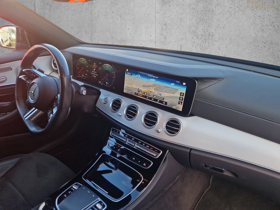 Mercedes E300 de 2,0 AMG Line stc. aut. 5d