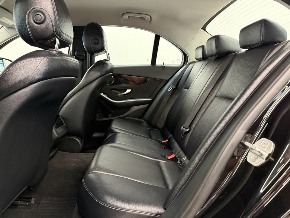 Mercedes C200 2,0 Avantgarde aut. 4d