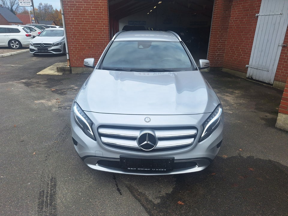 Mercedes GLA220 d 2,2 aut. 4Matic Van 5d