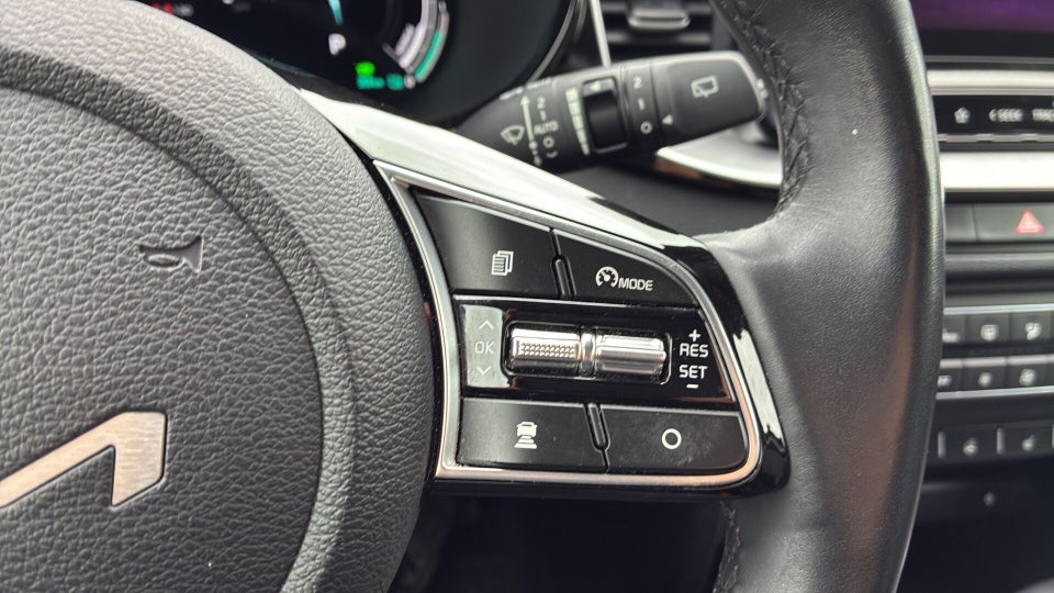Kia XCeed 1,6 PHEV Upgrade DCT 5d