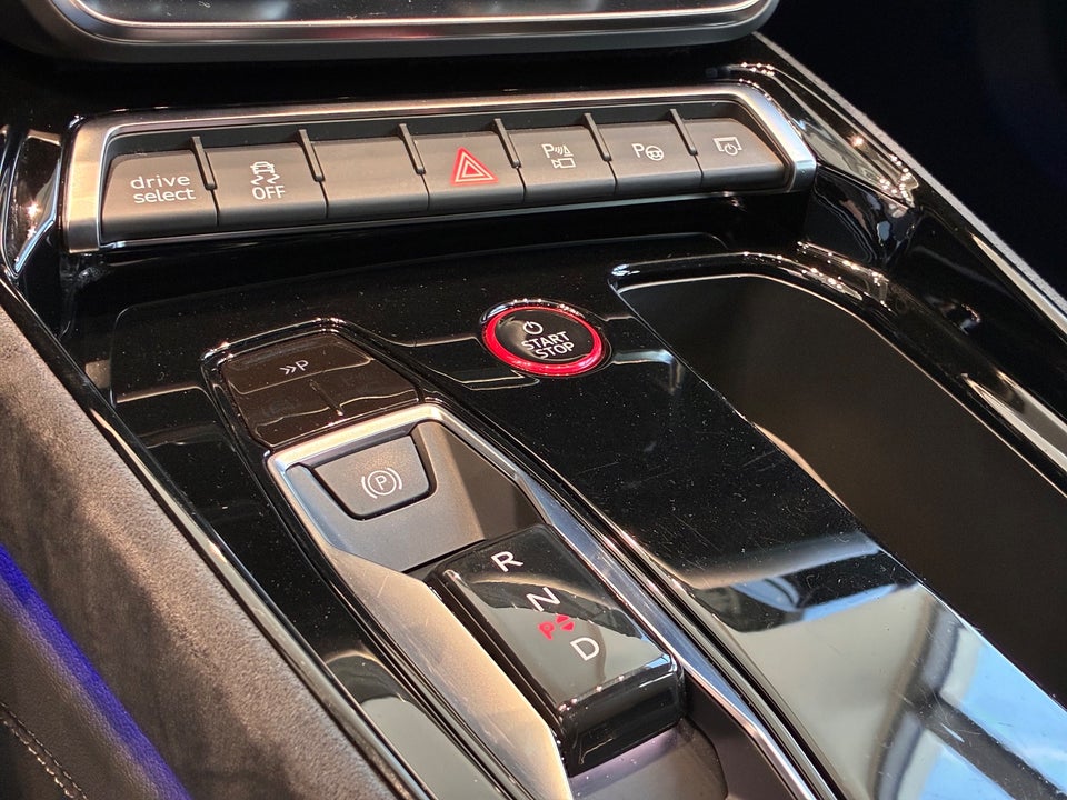 Audi e-tron GT quattro 4d