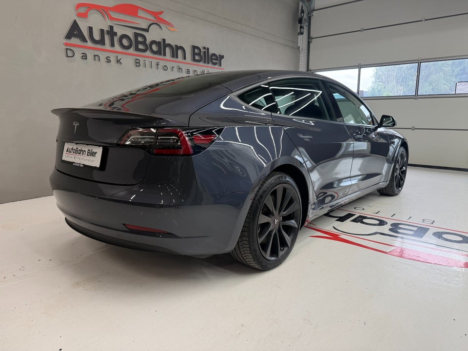 Tesla Model 3 Long Range AWD 4d