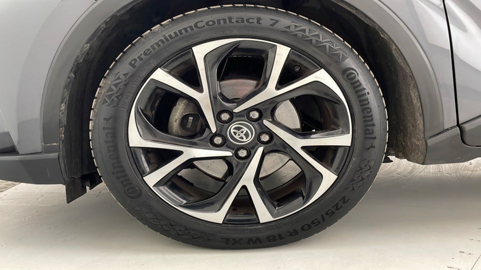 Toyota C-HR 1,8 Hybrid C-LUB CVT 5d