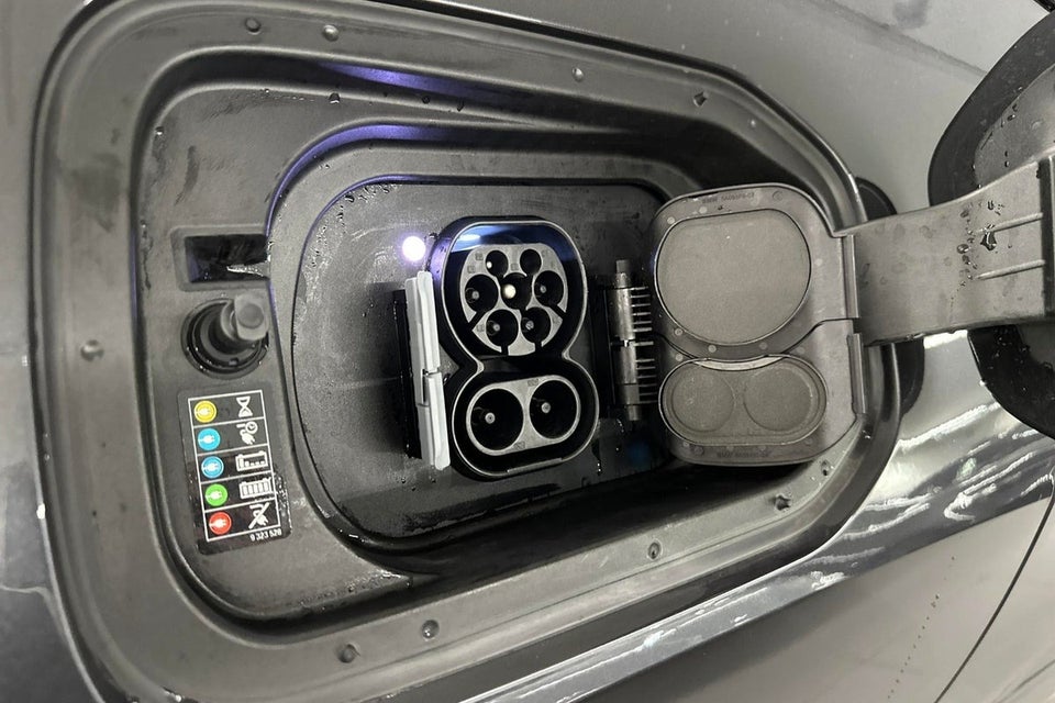 BMW iX xDrive40 Sport 5d