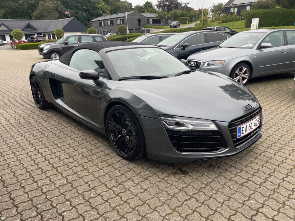 Audi R8 4,2 FSi Spyder quattro S-tr. 2d