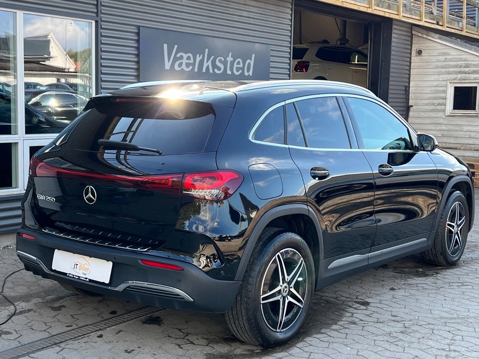 Mercedes EQA250 AMG Line 5d