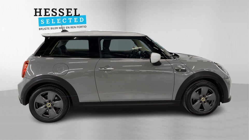MINI Cooper SE Essential 3d