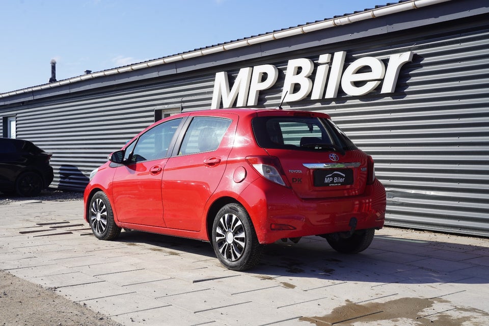 Toyota Yaris 1,4 D-4D T2 5d