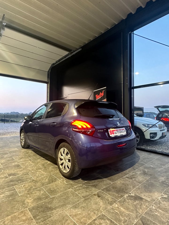 Peugeot 208 1,6 BlueHDi 100 Active 5d