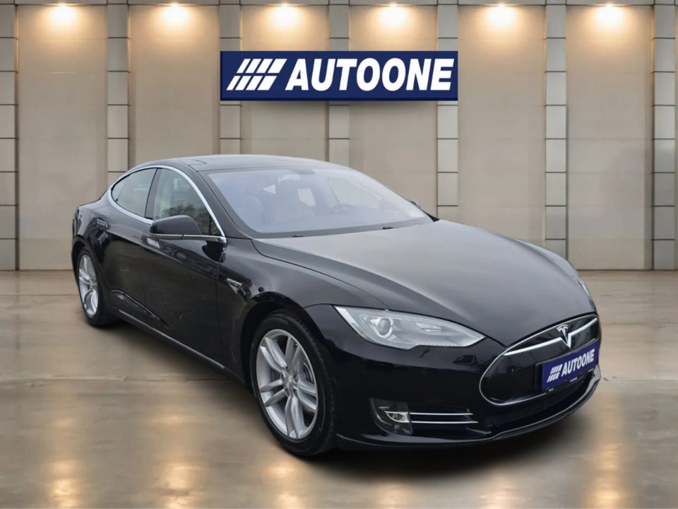 Tesla Model S 85 5d