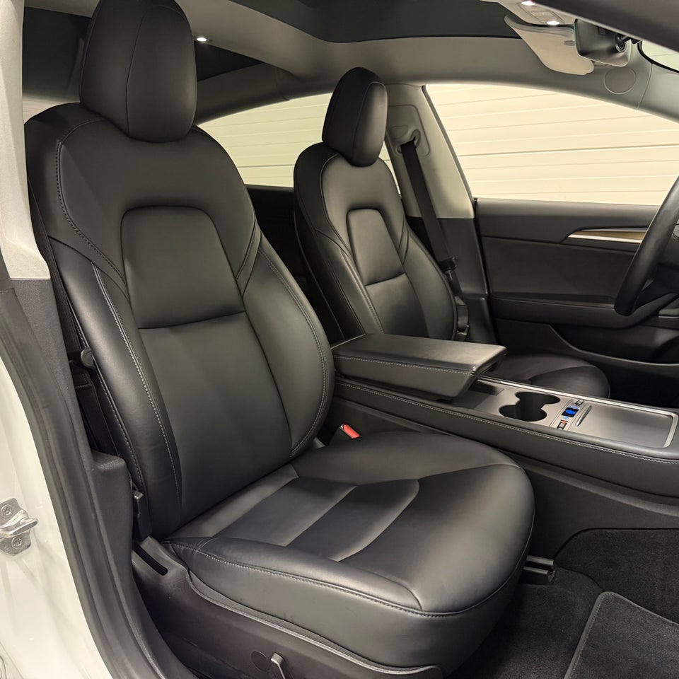 Tesla Model 3 Performance AWD 4d