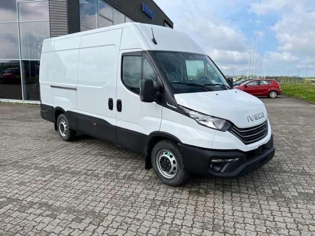 Iveco Daily 3,0 35S18 12m³ Van AG8