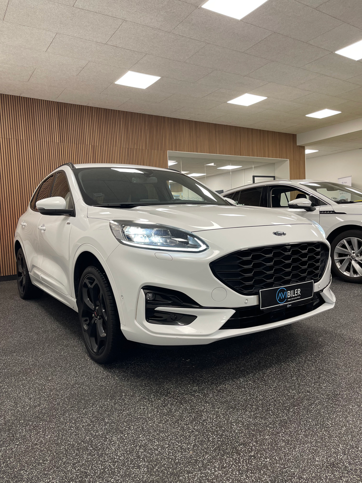 Ford Kuga 2,5 PHEV ST-Line X CVT 5d