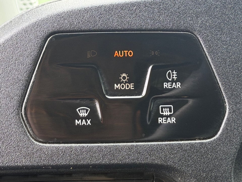 VW Caddy 2,0 TDi 102 Cargo