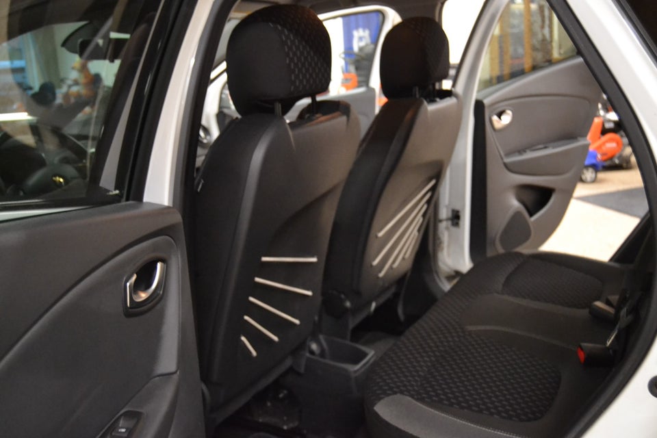 Renault Captur 1,2 TCe 120 Intens EDC 5d