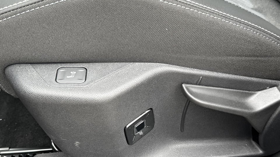 Opel Grandland-e 73 GS 5d