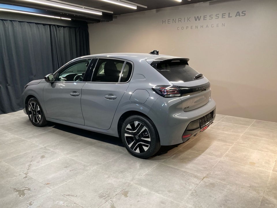 Peugeot 208 1,2 PureTech 100 Allure 5d