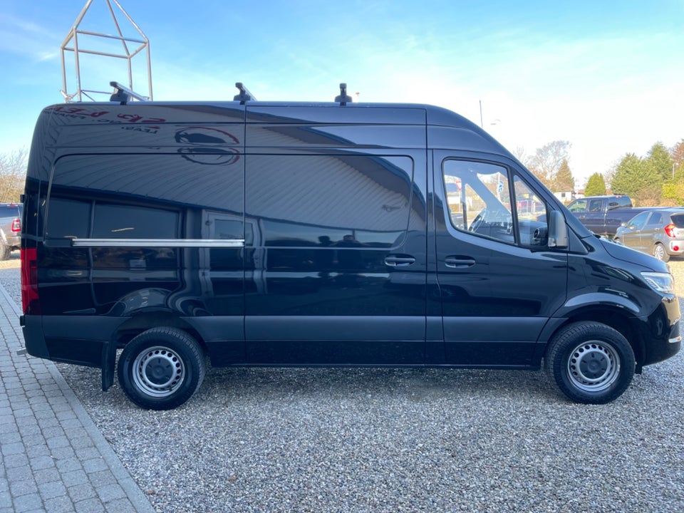Mercedes Sprinter 317 2,0 CDi A2 Kassevogn aut. RWD