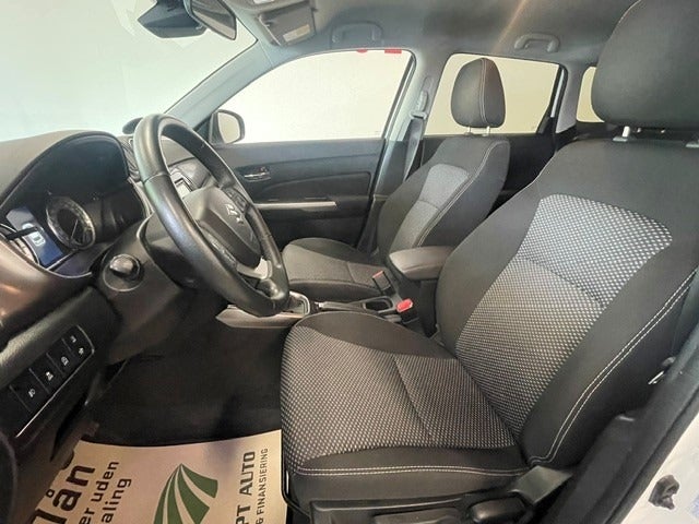 Suzuki Vitara 1,4 mHybrid Active 5d