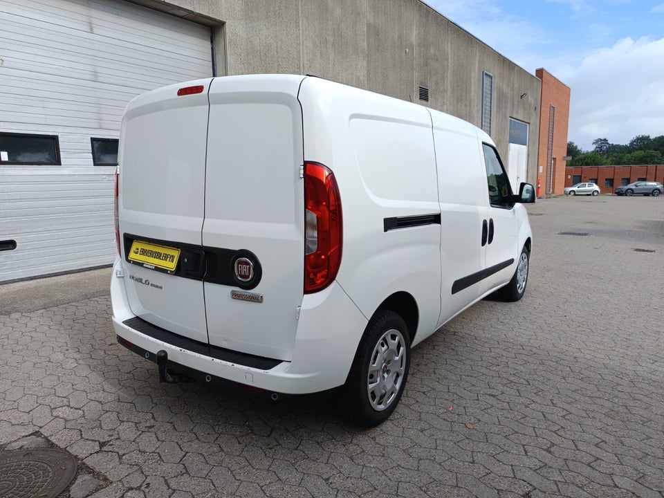 Fiat Doblò Cargo 1,4 T-Jet 120 Professional+ L2 4d