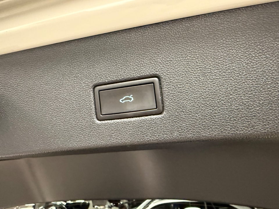 VW T-Roc 1,5 TSi 150 R-line DSG 5d