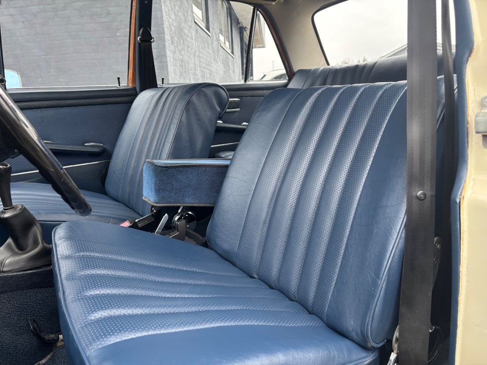 Mercedes 280 S 2,8  4d