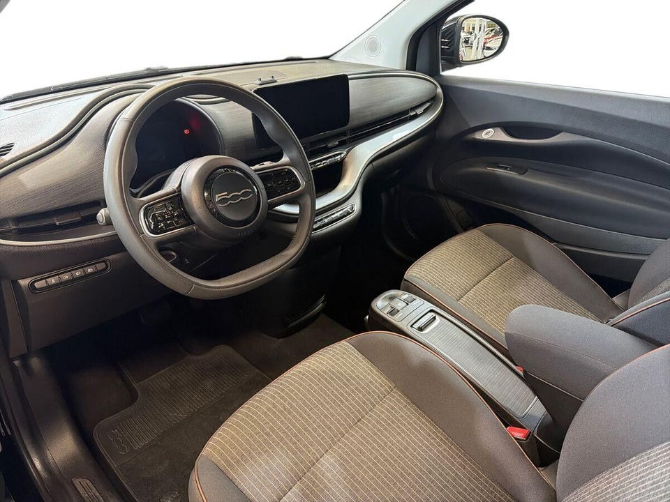 Fiat 500e 42 Icon Plus 3d