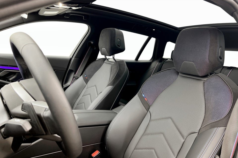 BMW i5 eDrive40 Touring Fully Charged 5d