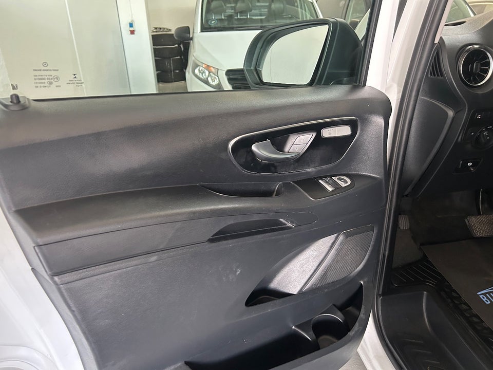 Mercedes Vito 114 2,0 CDi Kassevogn aut. L RWD